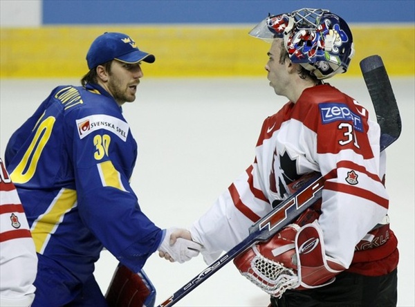 Canada won Sweden with a score of 5: 4 and also went to the final of the World Hockey Championship 2008