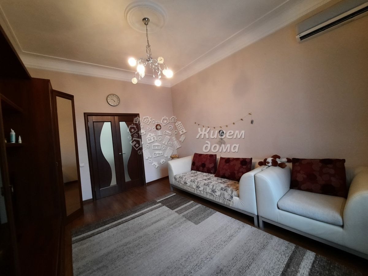 2-room, 58.8 m², 2/5 floor