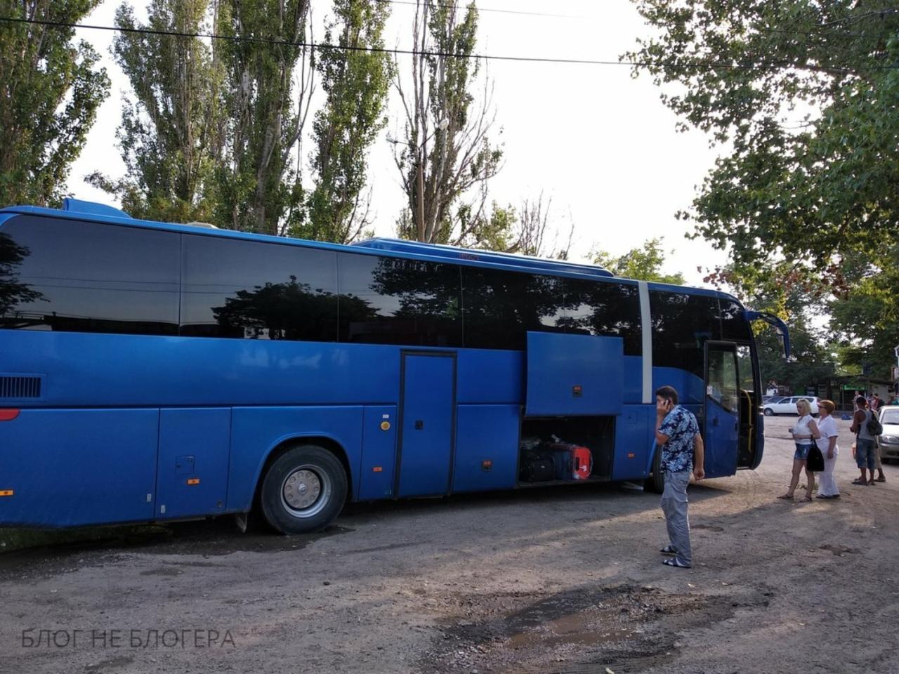 Bus in Yalta